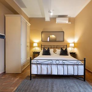 Studio met een King Size Bed